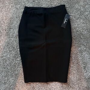 Lulu's Elegant Black Pencil Skirt